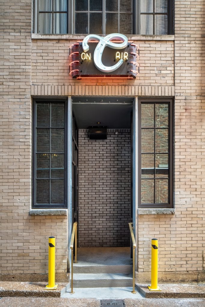 Countrypolitan Hotel Nashville 6 Retro-inspired entryway in Nashville's historic Printer's Alley.